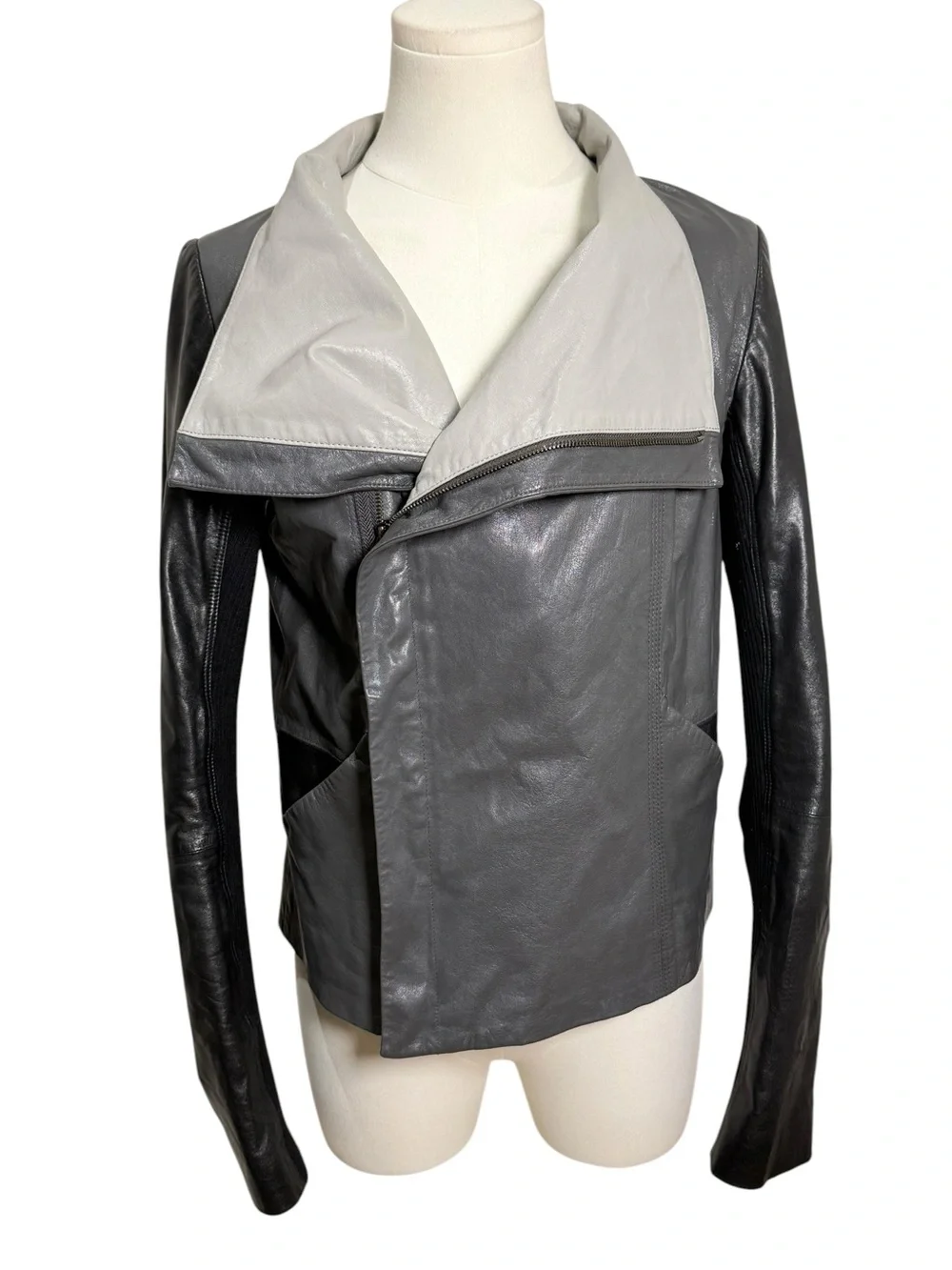 Vince Lambskin Leather Colorblock Moto Jacket Gray Black Size Small